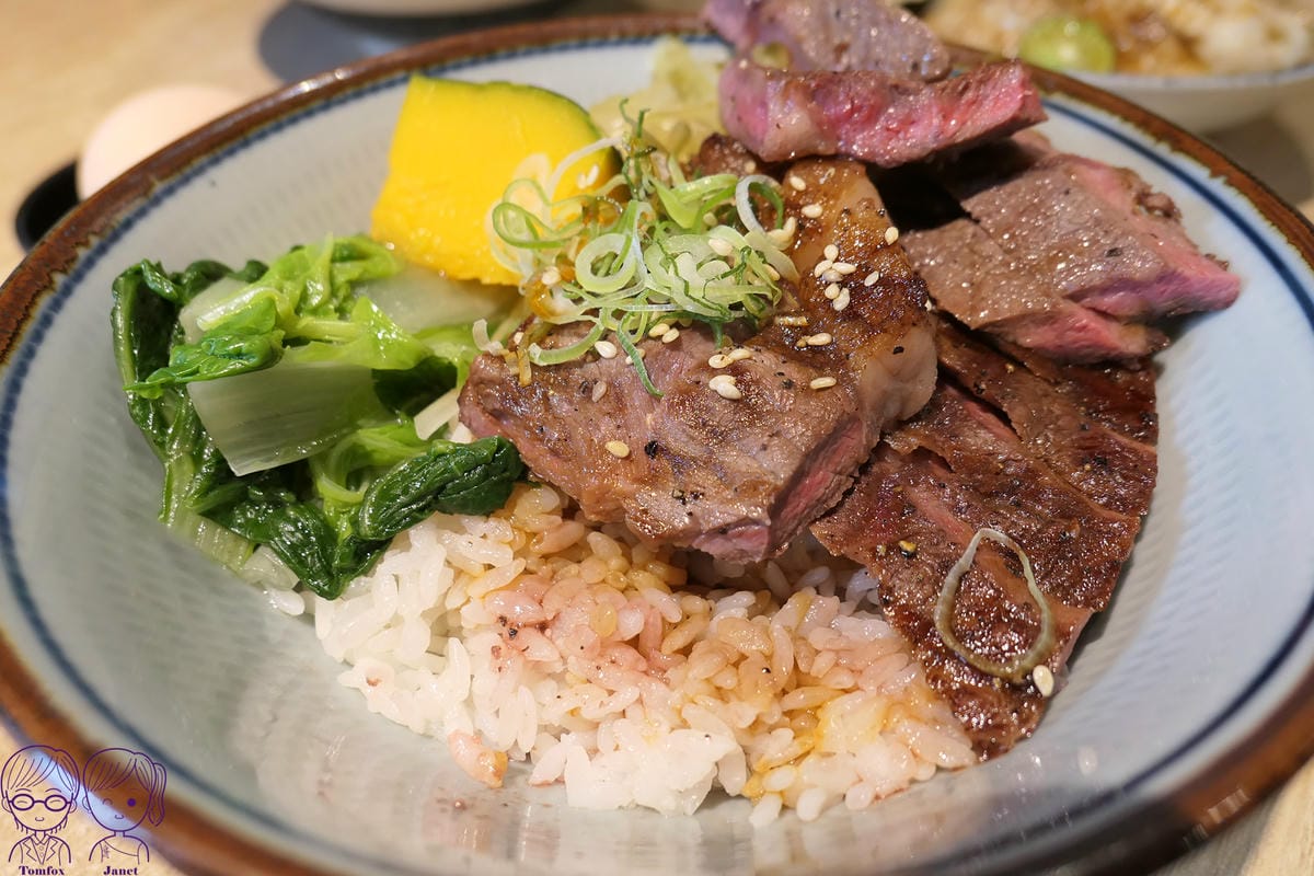 52 禧樂 炭火鹽燒牛丼.jpg