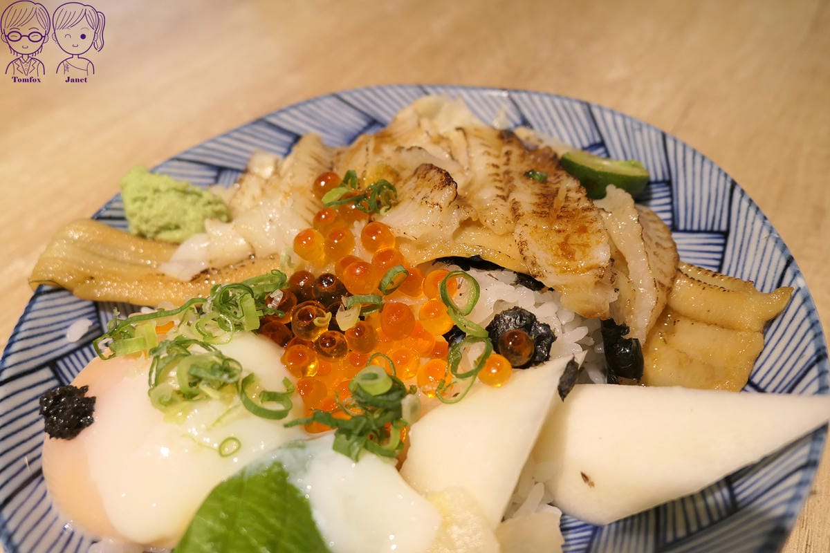 41 禧樂 炙燒緣側穴子丼 鮭魚卵.jpg