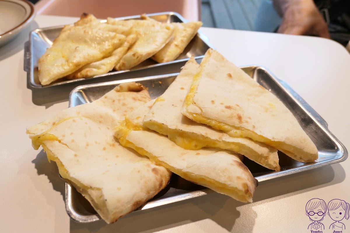 41 飪室咖哩 奶油甩餅 %26; 起司甩餅.jpg 41 飪室咖哩 奶油甩餅 %26; 起司甩餅.jpg