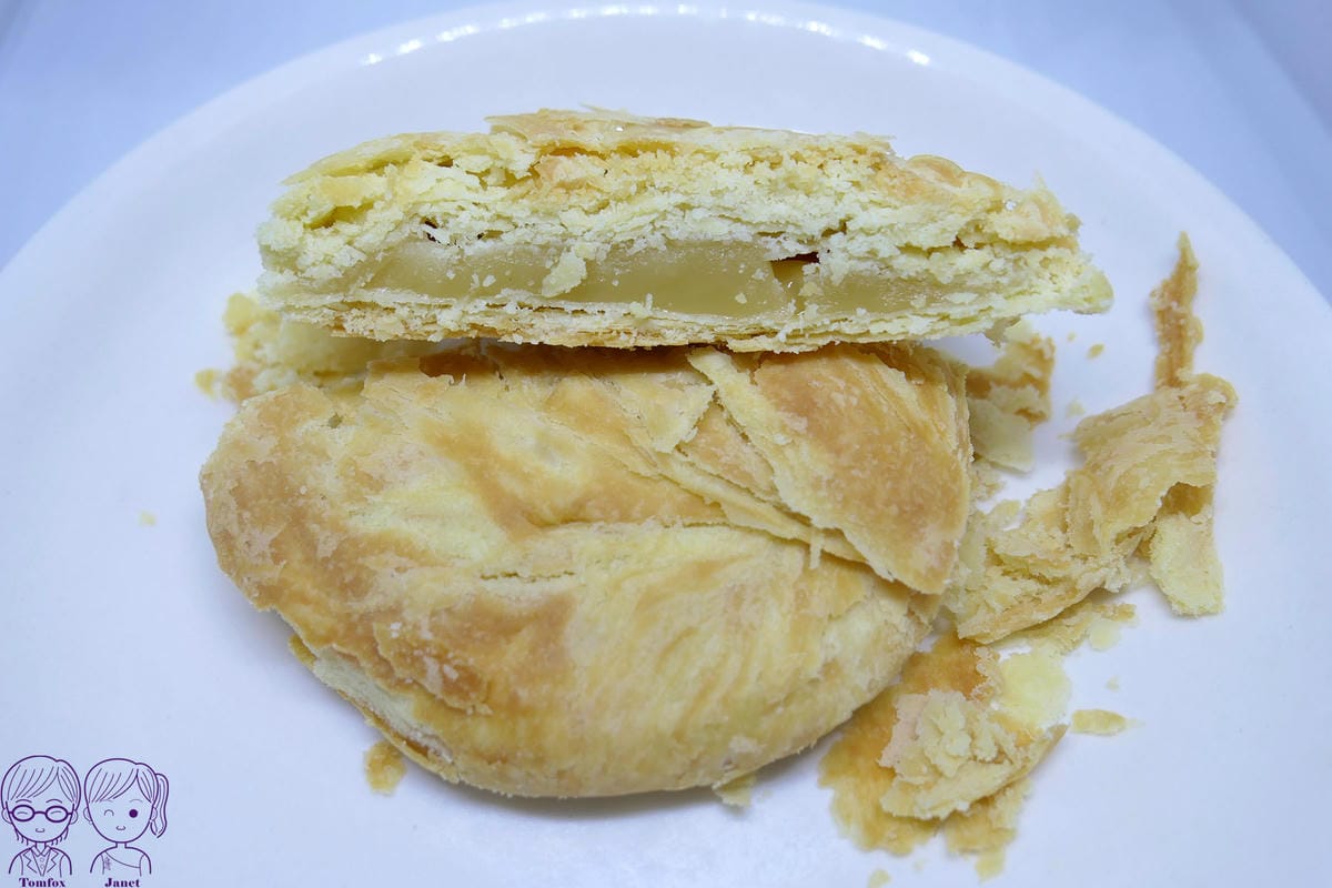 46 聯翔餅店 綠豆蛋黃酥.jpg