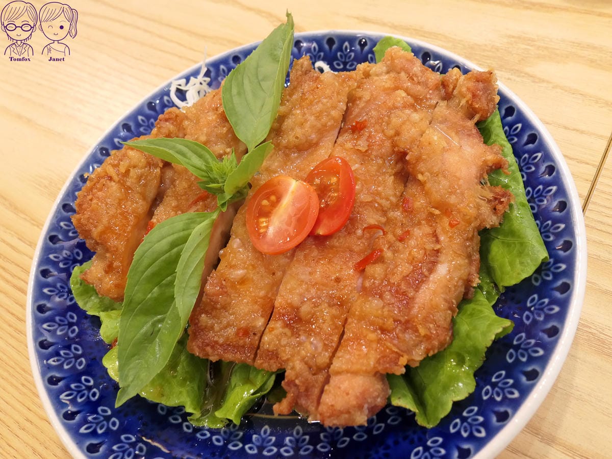 24 理越南洋餐館 椒麻雞腿.jpg