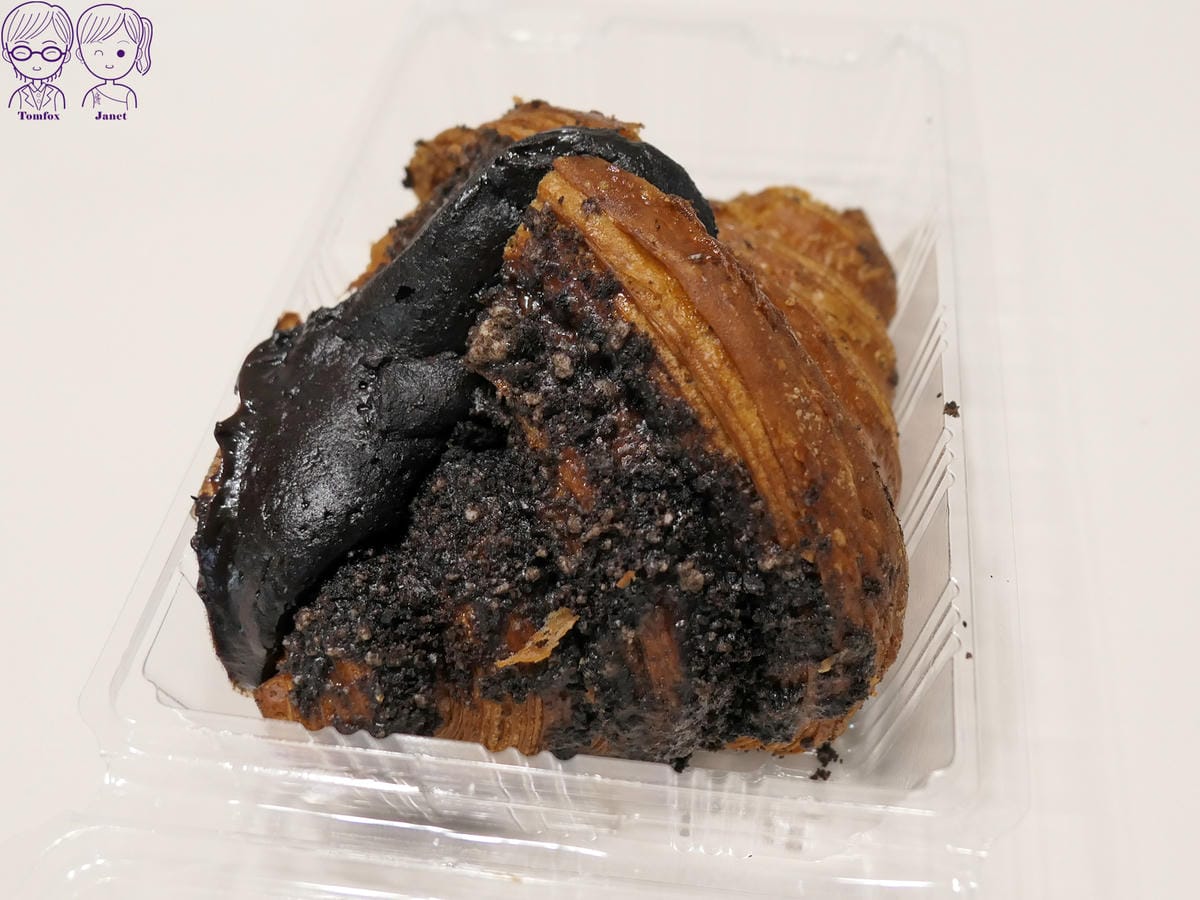 40 台灣蕃薯之丘の味 生巧克力可頌.jpg
