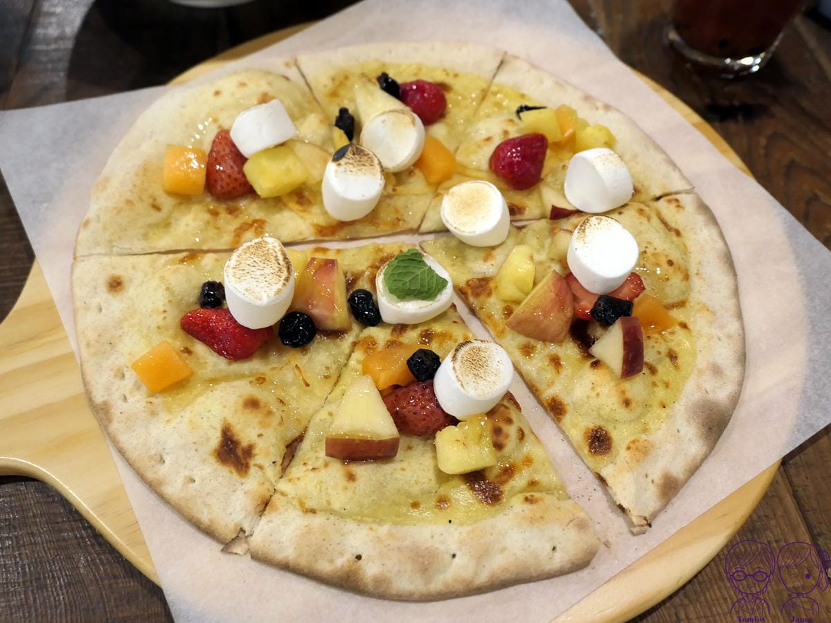 37 BELLINI 水果棉花糖起司比薩.jpg