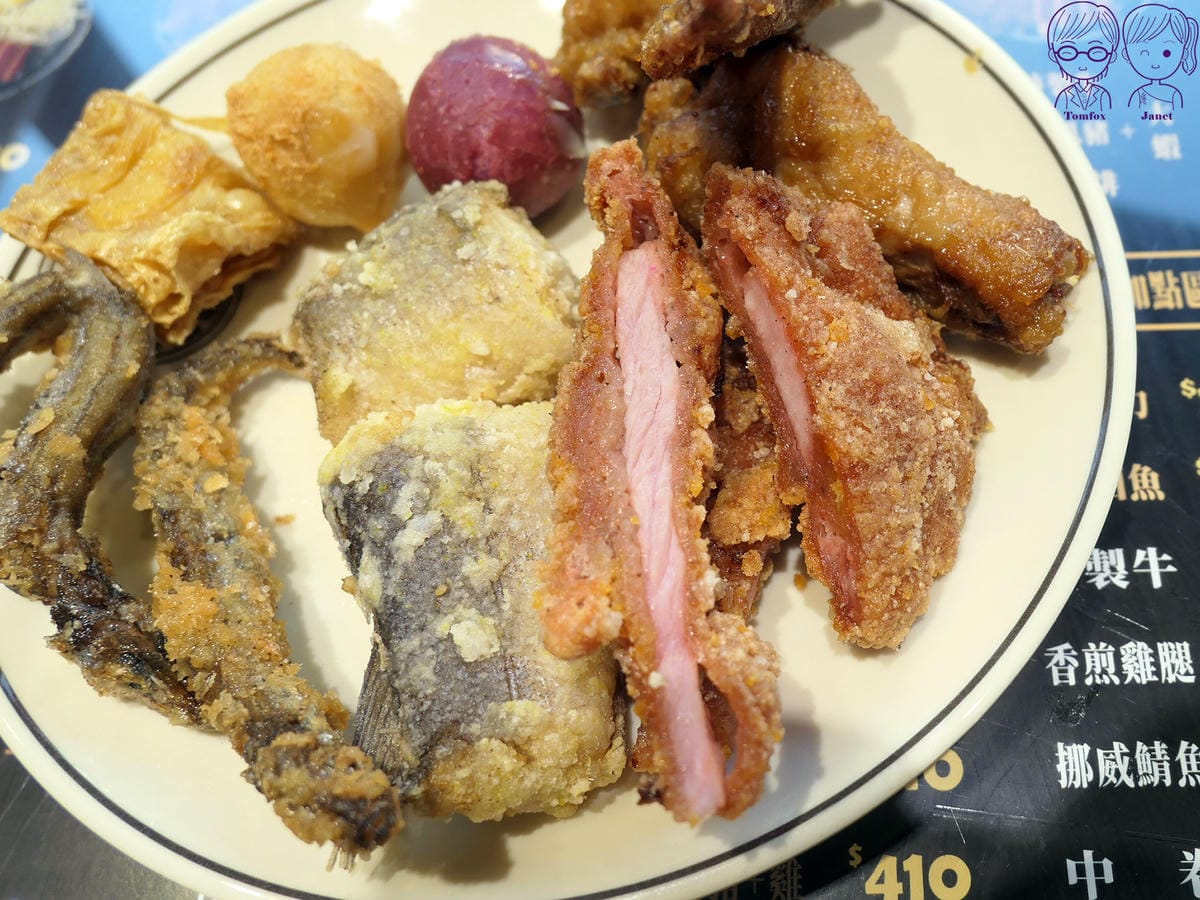 27 德堡牛排(新莊中正店) 自助吧 炸物區 紅糟肉.jpg