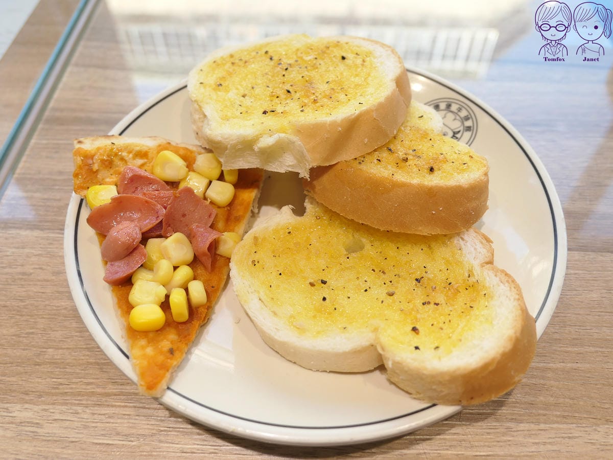 33 德堡牛排(新莊中正店) 自助吧 Pizza.jpg