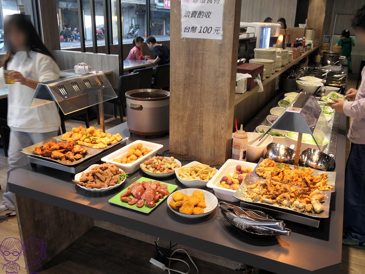 10 德堡牛排(新莊中正店) 自助吧.jpg