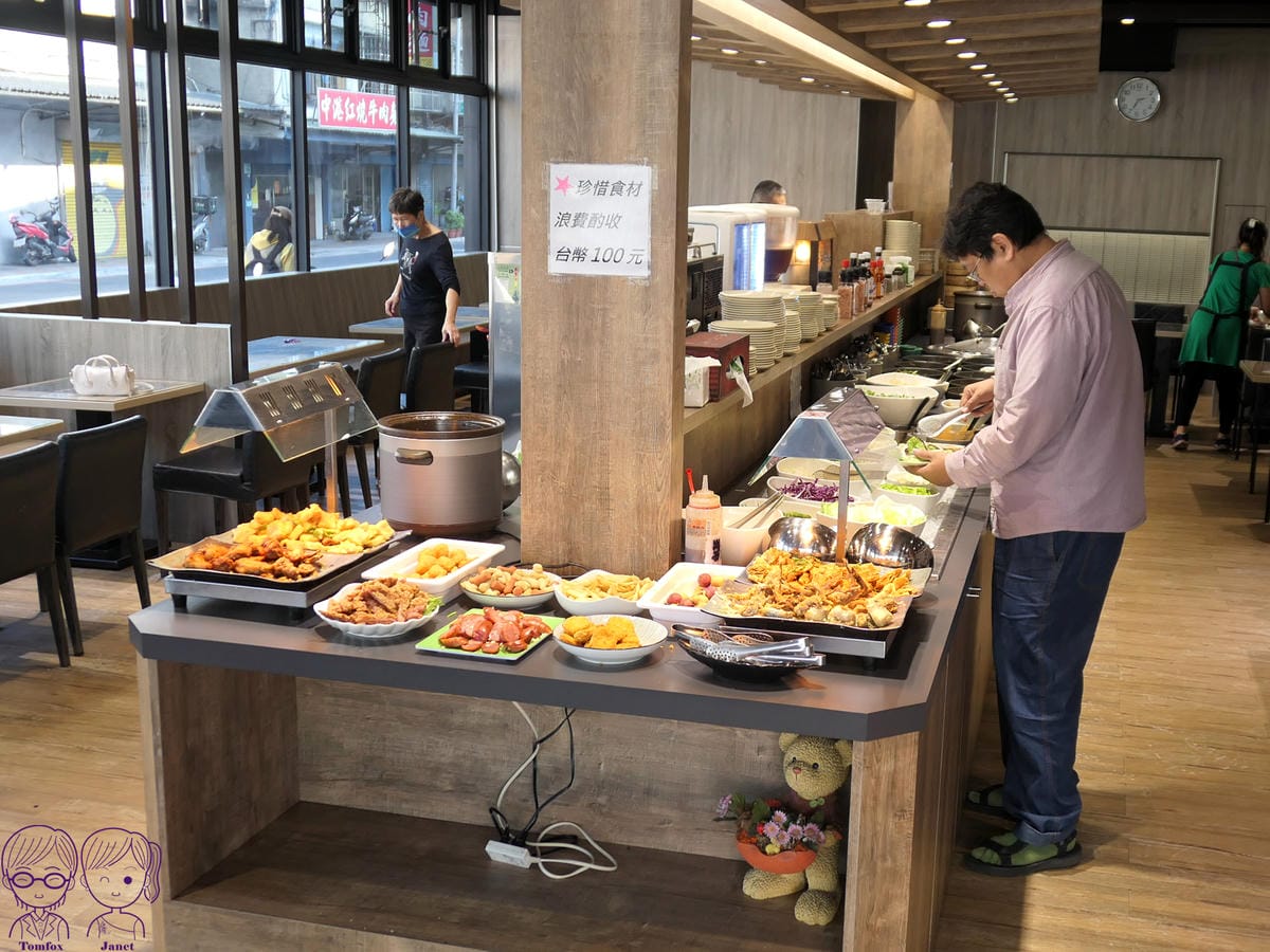 3 德堡牛排(新莊中正店) 自助吧.jpg