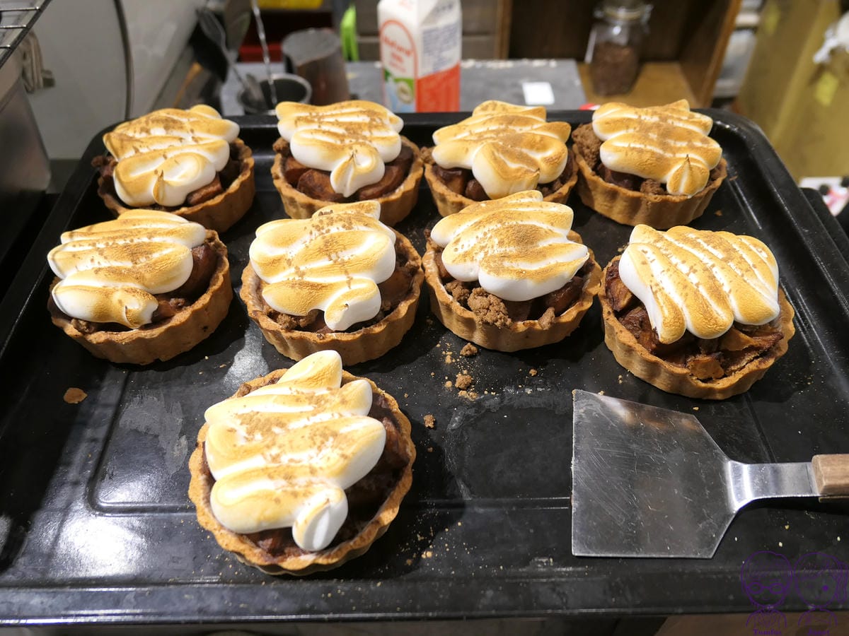 22 Twin Brothers 蘋果肉桂塔.jpg