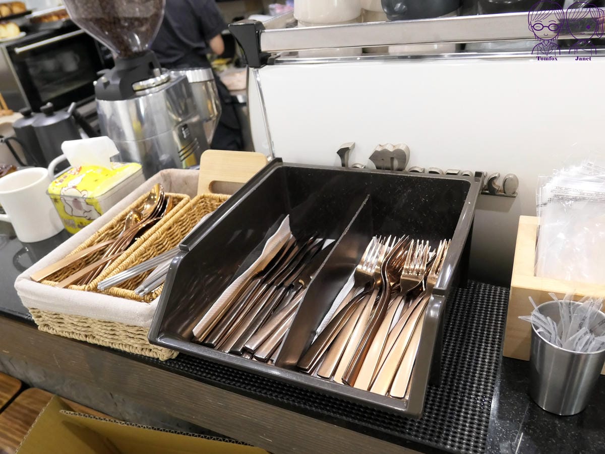 13 Twin Brothers 餐具自取.jpg