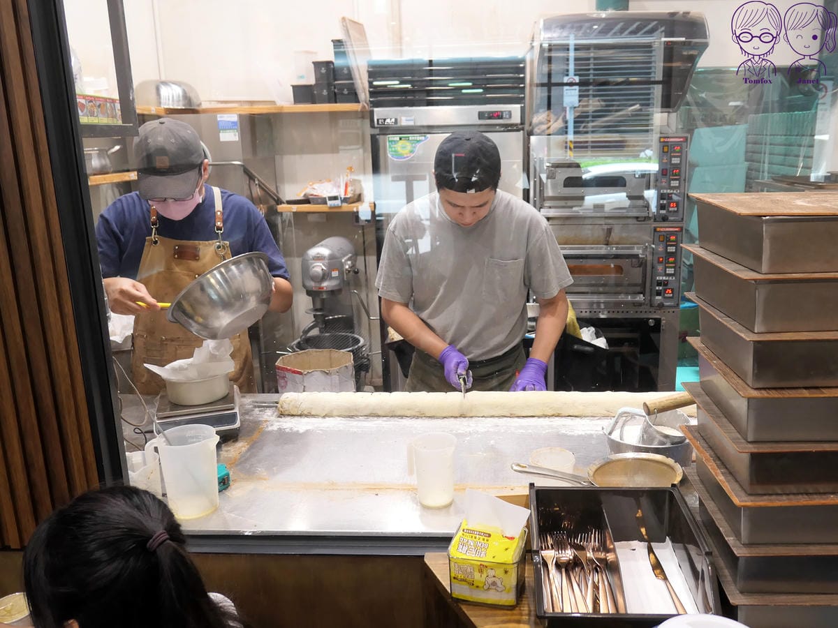 12 Twin Brothers 用餐空間 烘焙.jpg