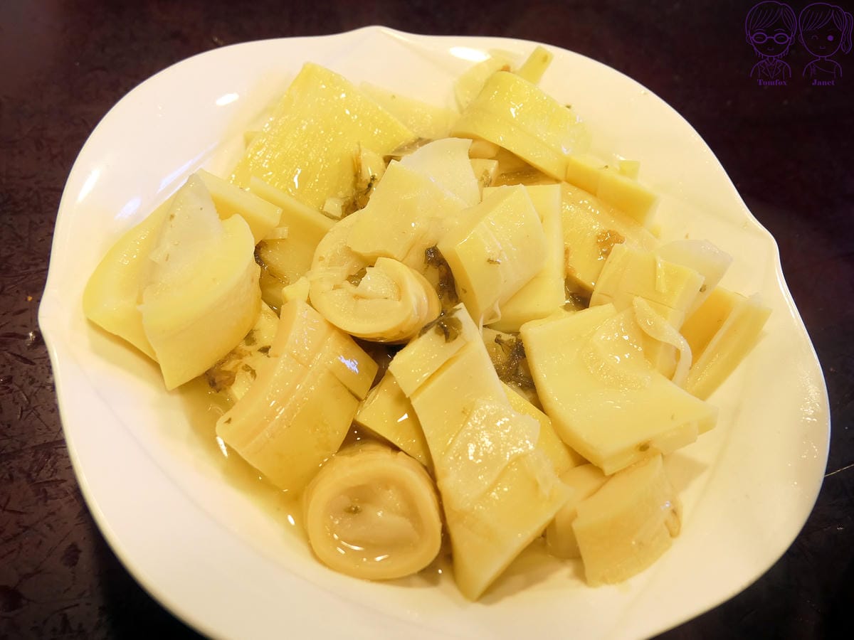 38 番割田甕缸雞 雞油燜竹筍.jpg