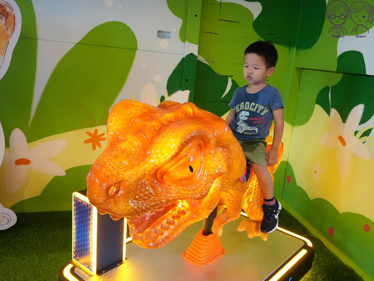 46 Robert Y廢墟暴龍館 小小孩教室.jpg