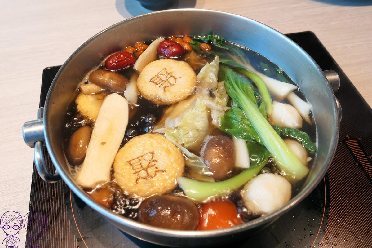 32 聚 自助吧 魚餅.jpg 32 聚 自助吧 魚餅.jpg