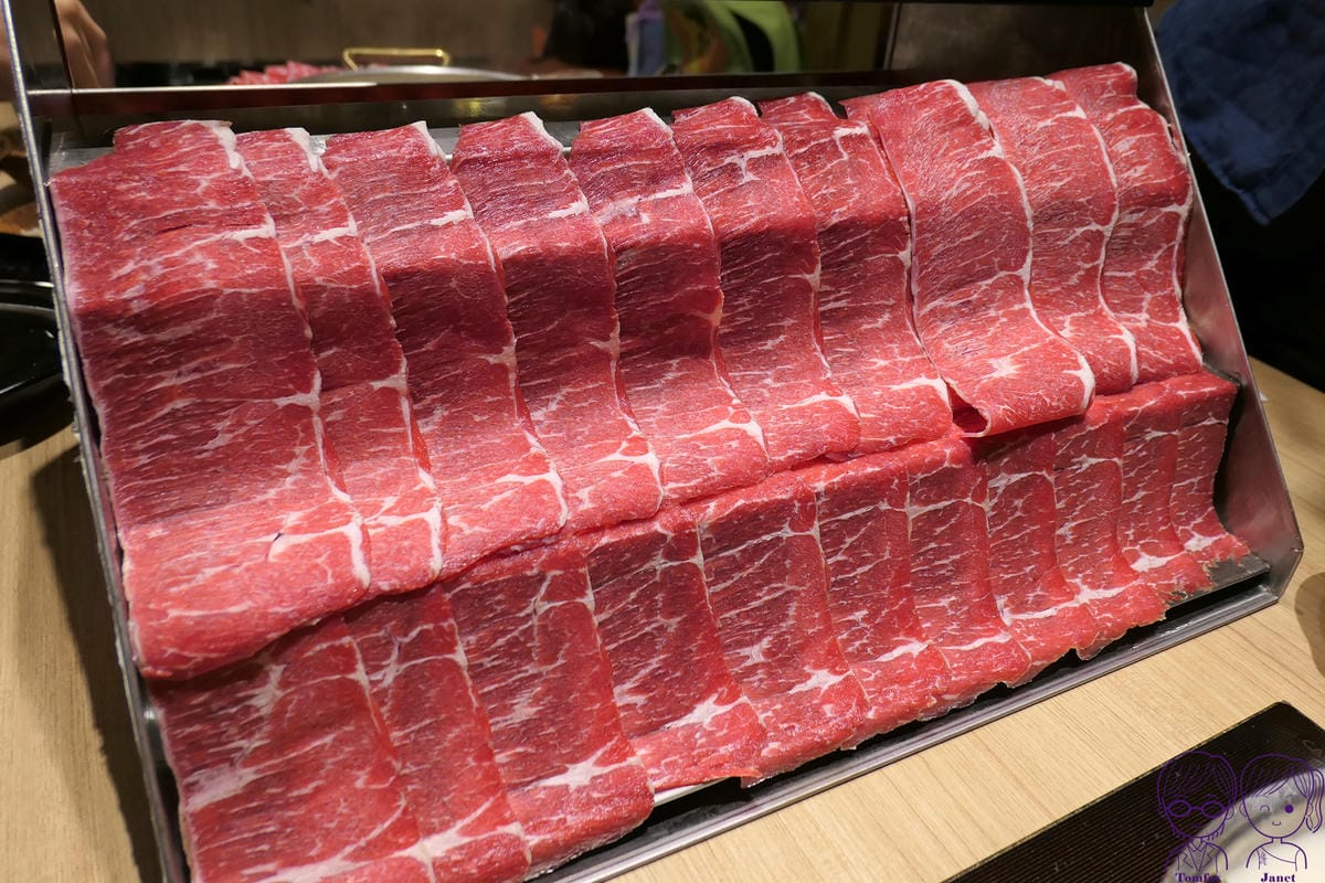 82 聚 頂級雙人海陸瀑布 黑牛.jpg 82 聚 頂級雙人海陸瀑布 黑牛.jpg