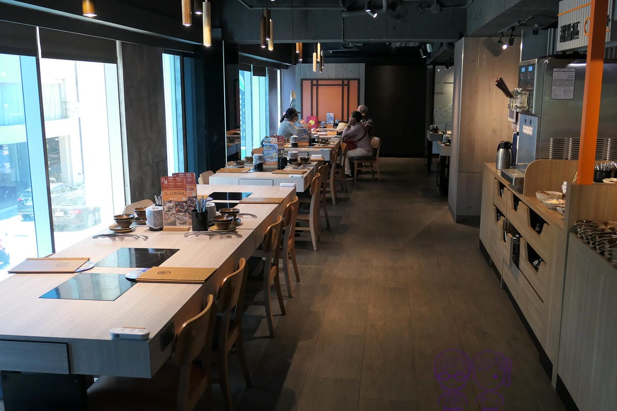 7 聚 用餐座位.jpg 7 聚 用餐座位.jpg