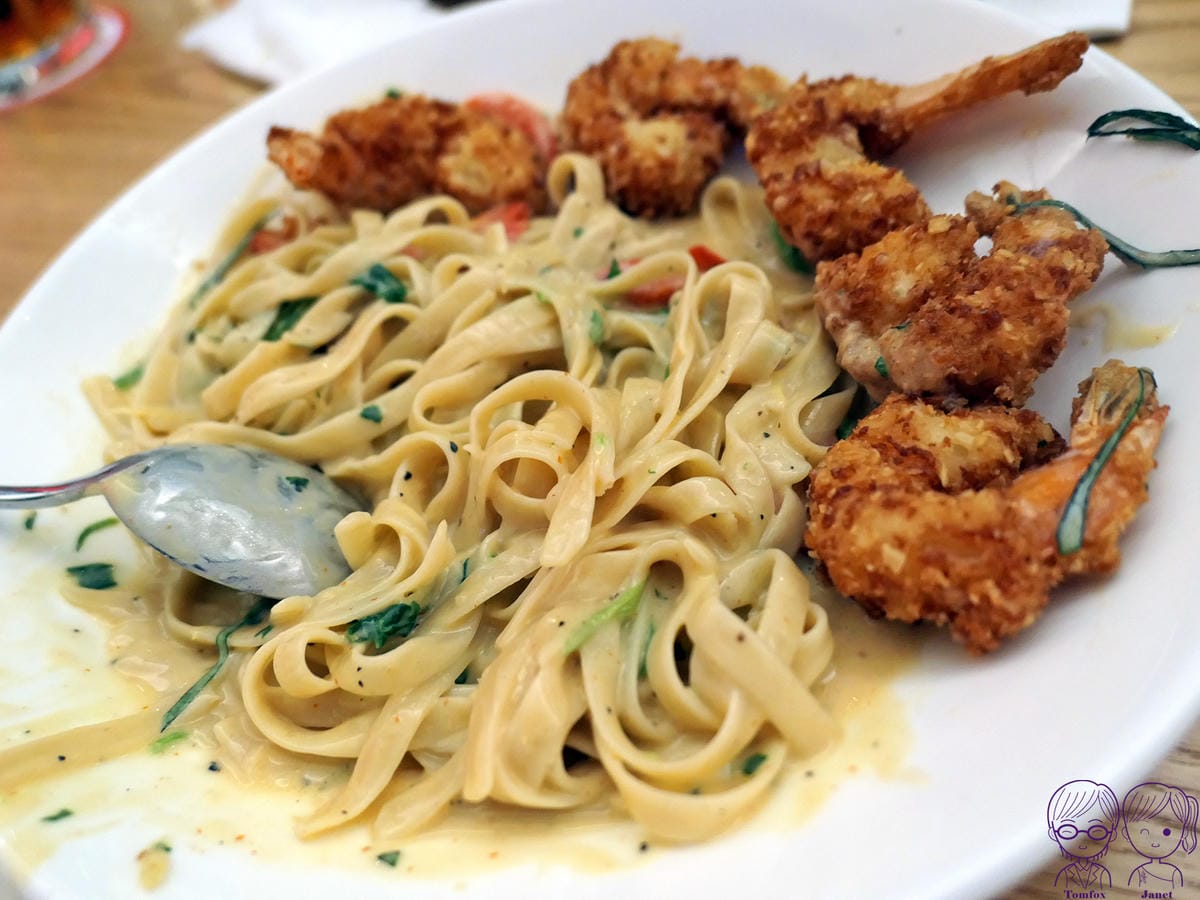 34 TGI FRIDAYS 四人派對餐 南洋鮮蝦義大利麵.jpg
