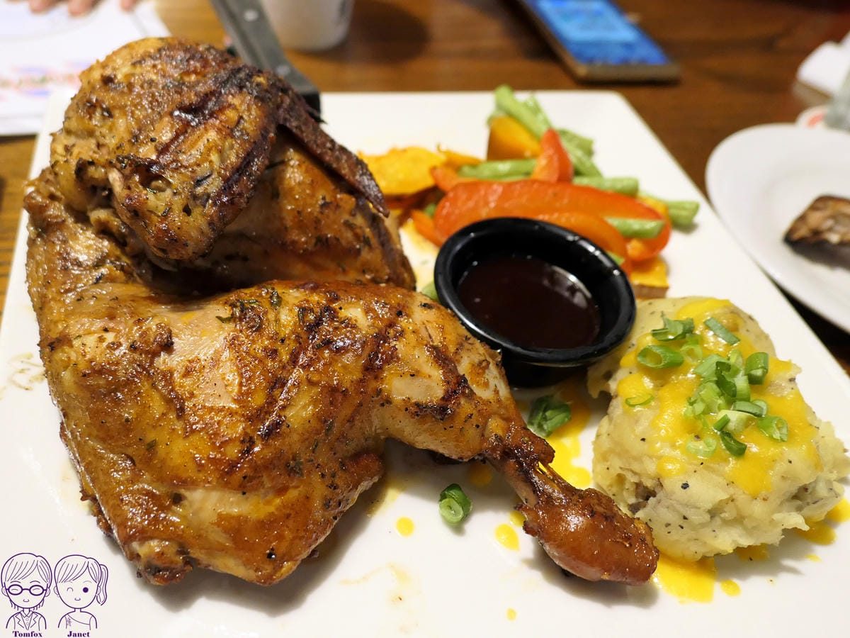 59 TGI FRIDAYS 威士忌烤半雞.jpg