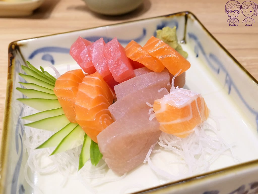 33 味途 綜合生魚片