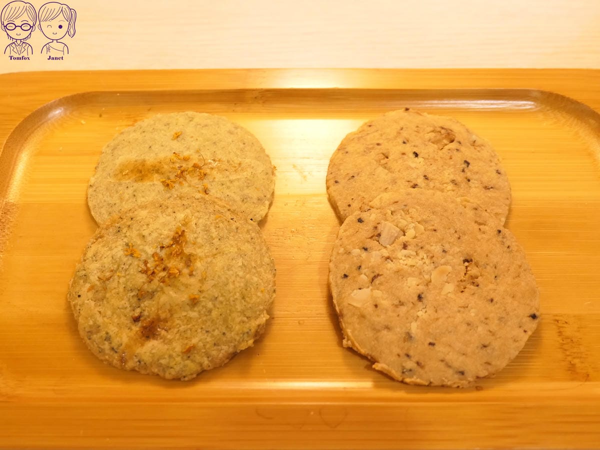 50 餅乾打人 烏龍茶、咖啡.jpg