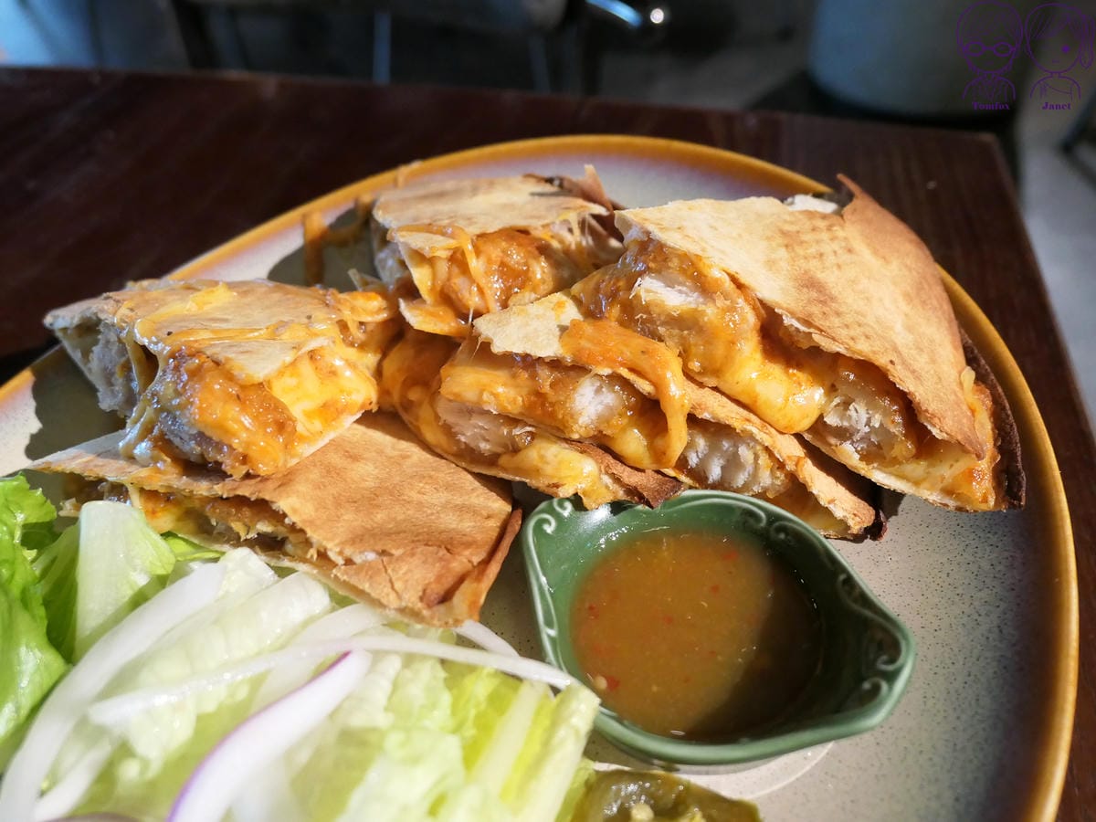 62 華山町餐酒館 墨西哥炸魚乳酪烤餅.jpg