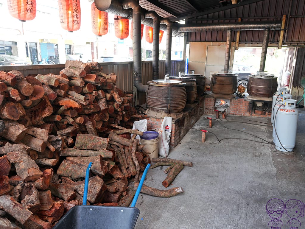 宜蘭五結 - 百匯窯烤雞餐廳 十大好食 江振誠 免費停車 8 百匯窯烤雞餐廳 龍眼木