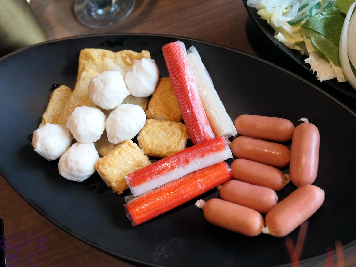 24 金蒔鍋物 自助吧 鑫鑫腸.jpg
