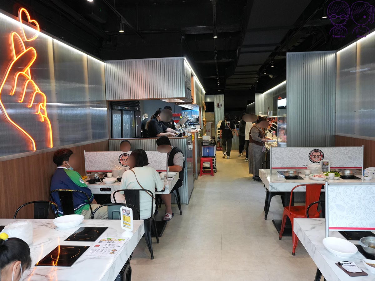 6 韓哥哥石頭火鍋 用餐空間.jpg