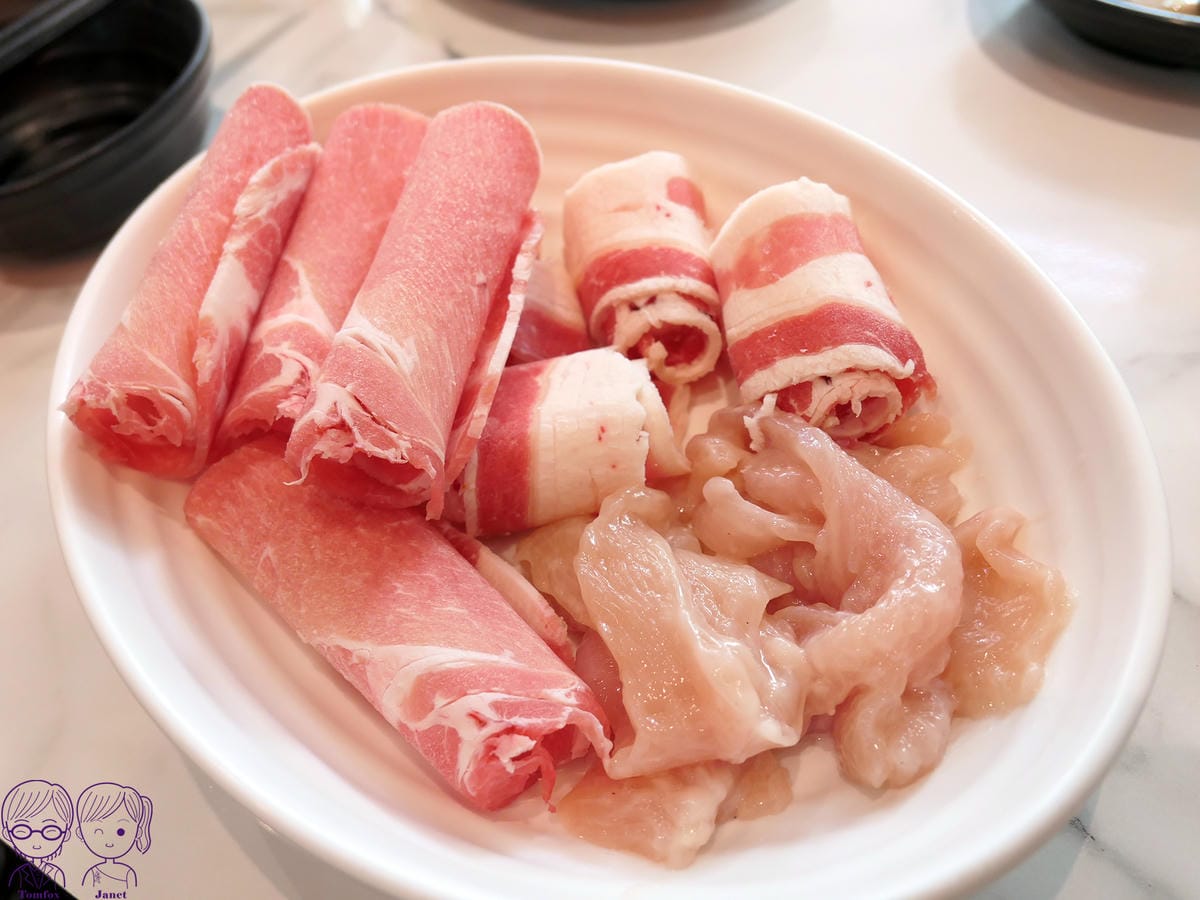 22 韓哥哥石頭火鍋 肉片.jpg