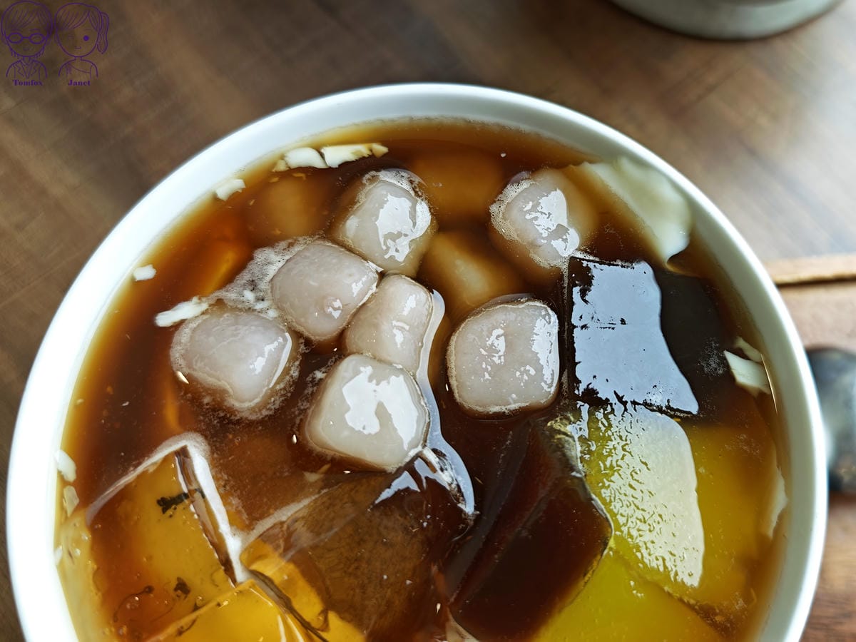 18 澎湃豆花 林口店 嫩豆花 芋圓.jpg