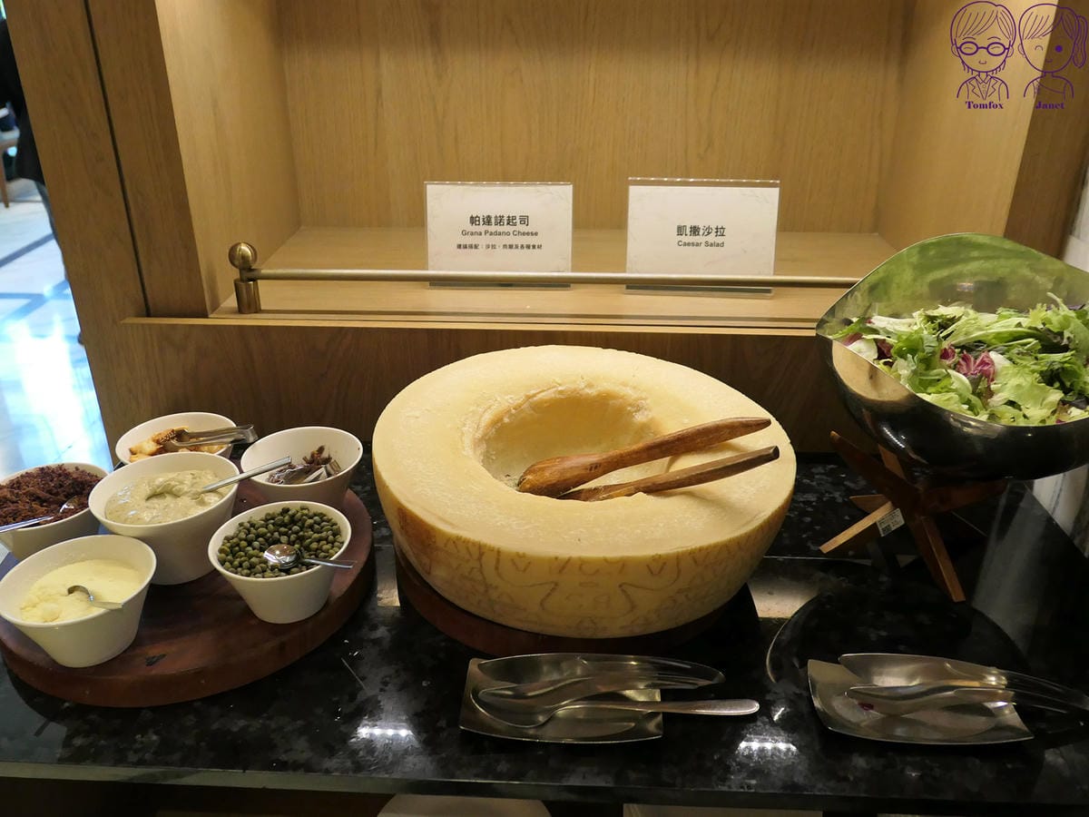 23 萬豪GardenKitchen 凱薩沙拉.jpg