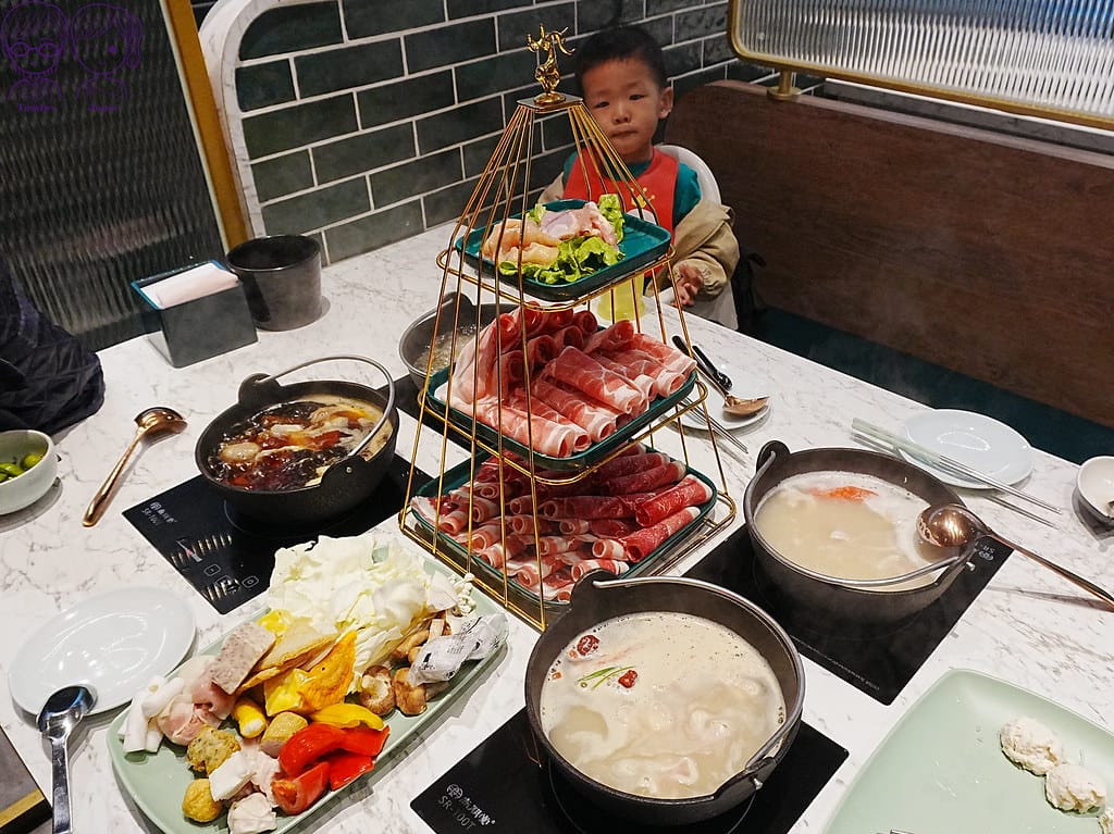 53 爽爽 台中太平 狠肉肉雙人爽