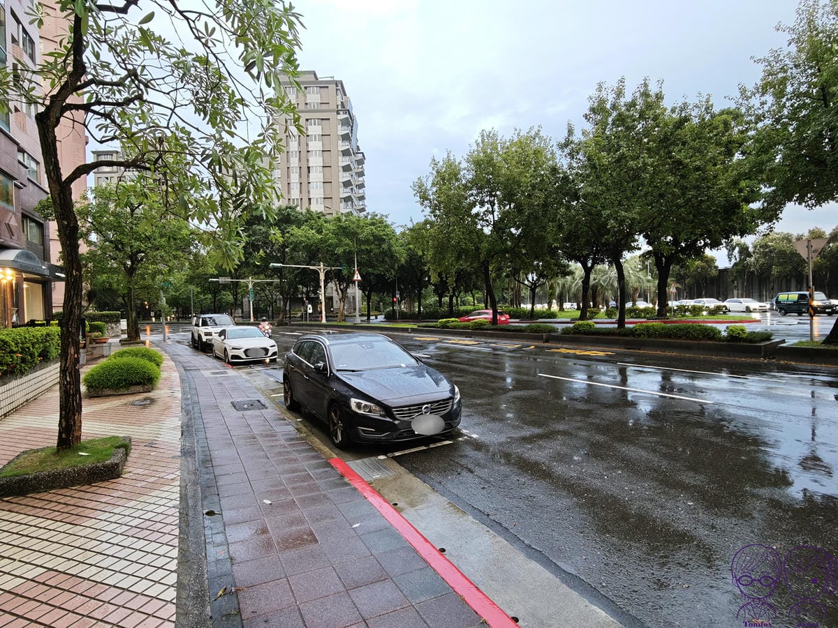 1 波赫士領地 明水店 停車.jpg 1 波赫士領地 明水店 停車.jpg