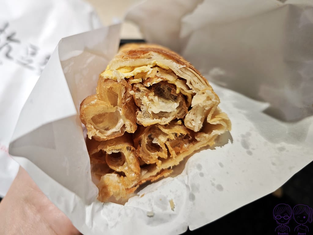 阜杭豆漿 米其林必比登推薦 台北必吃傳統早餐 華山市場人氣排 42 阜杭豆漿 薄蛋夾油條