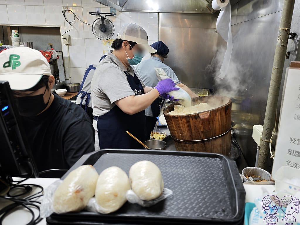 阜杭豆漿 米其林必比登推薦 台北必吃傳統早餐 華山市場人氣排 22 阜杭豆漿 飯糰