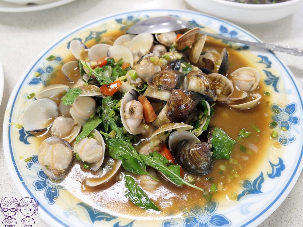 18 兄弟食堂 炒蛤蠣