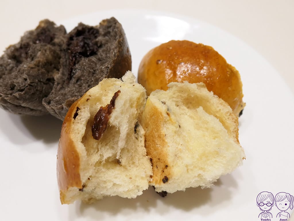 67 丰里烘焙 葡萄小餐包
