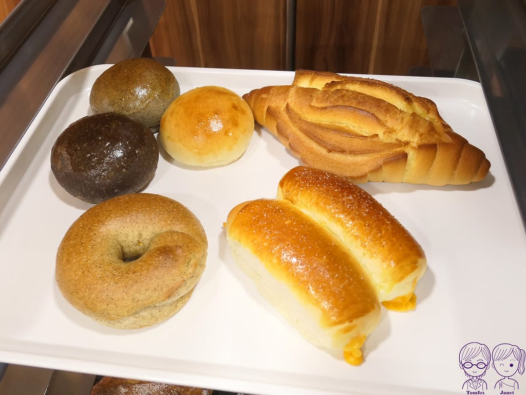 40 丰里烘焙 美味餐點