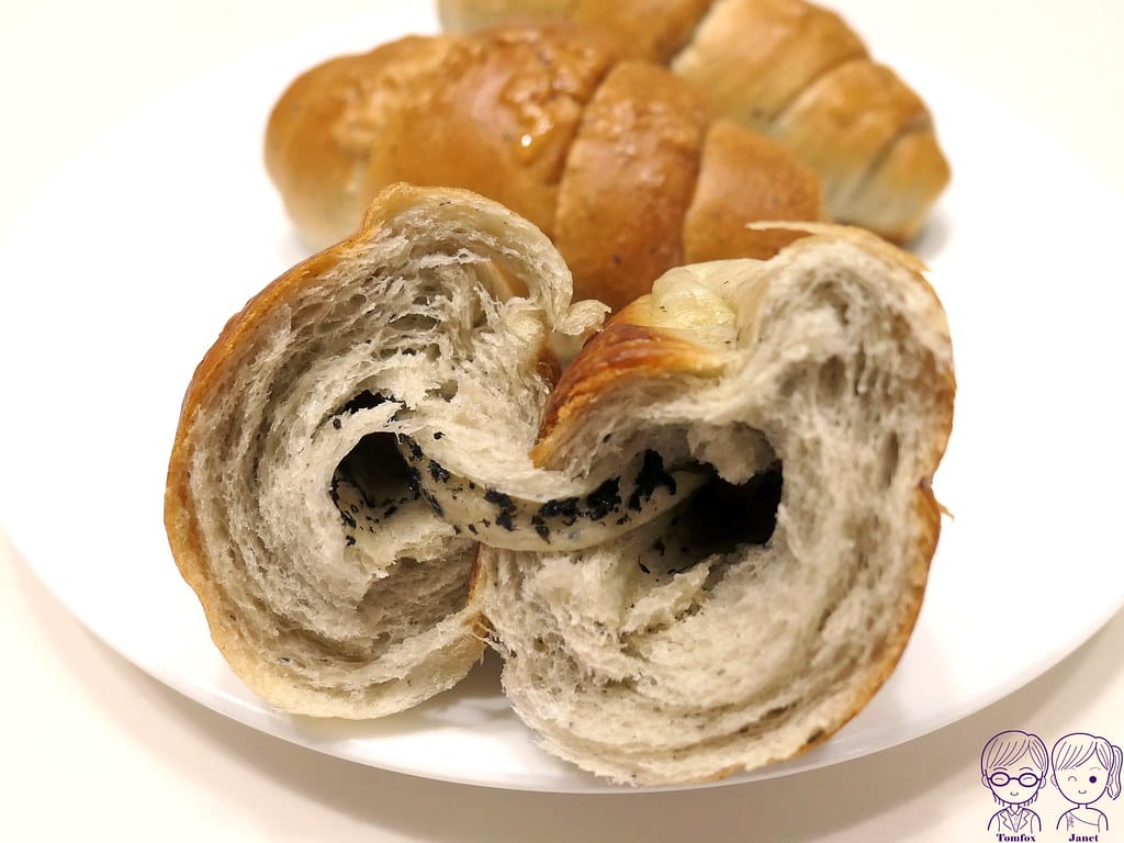 35 丰里烘焙 松露鹽可頌