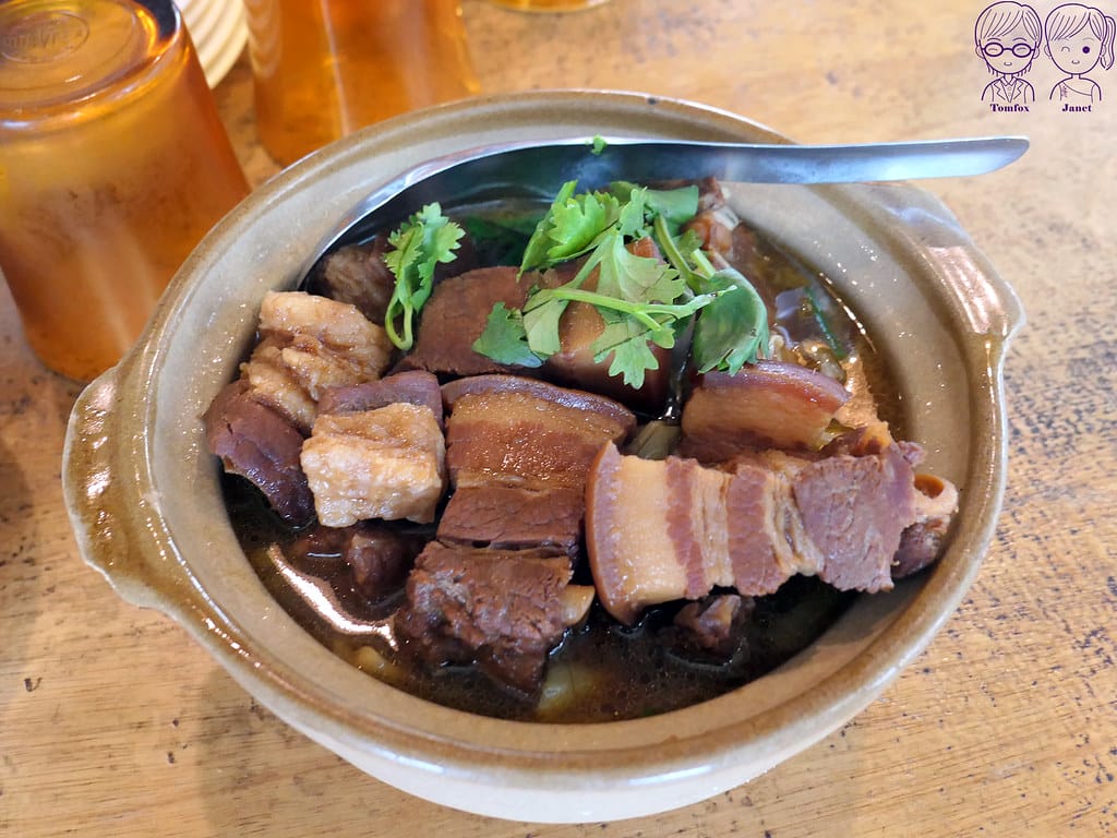 34 Amajia阿嬤家 阿嬤ㄟ滷肉