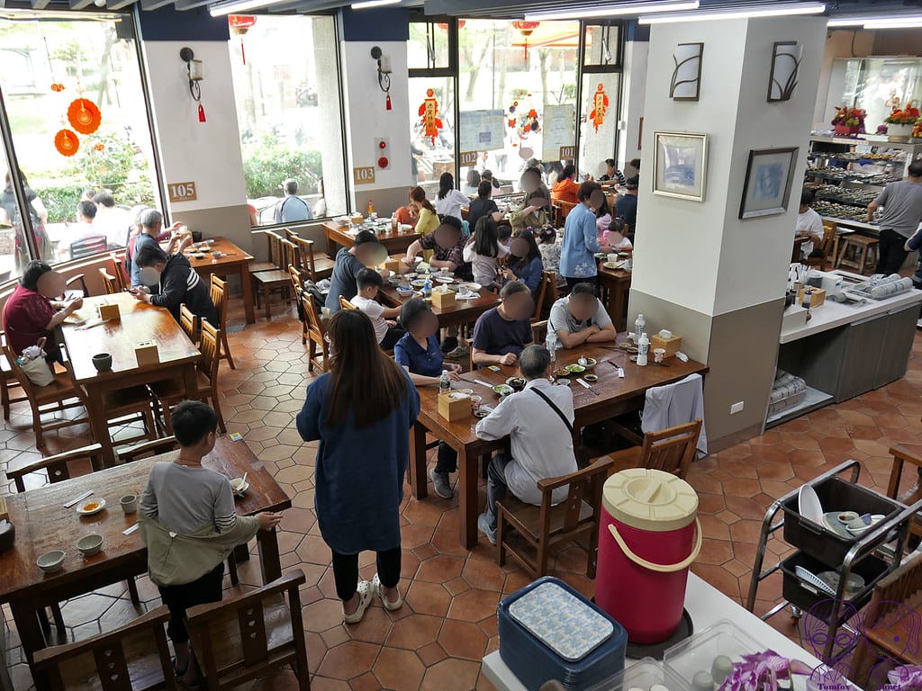 12 十一街 用餐空間