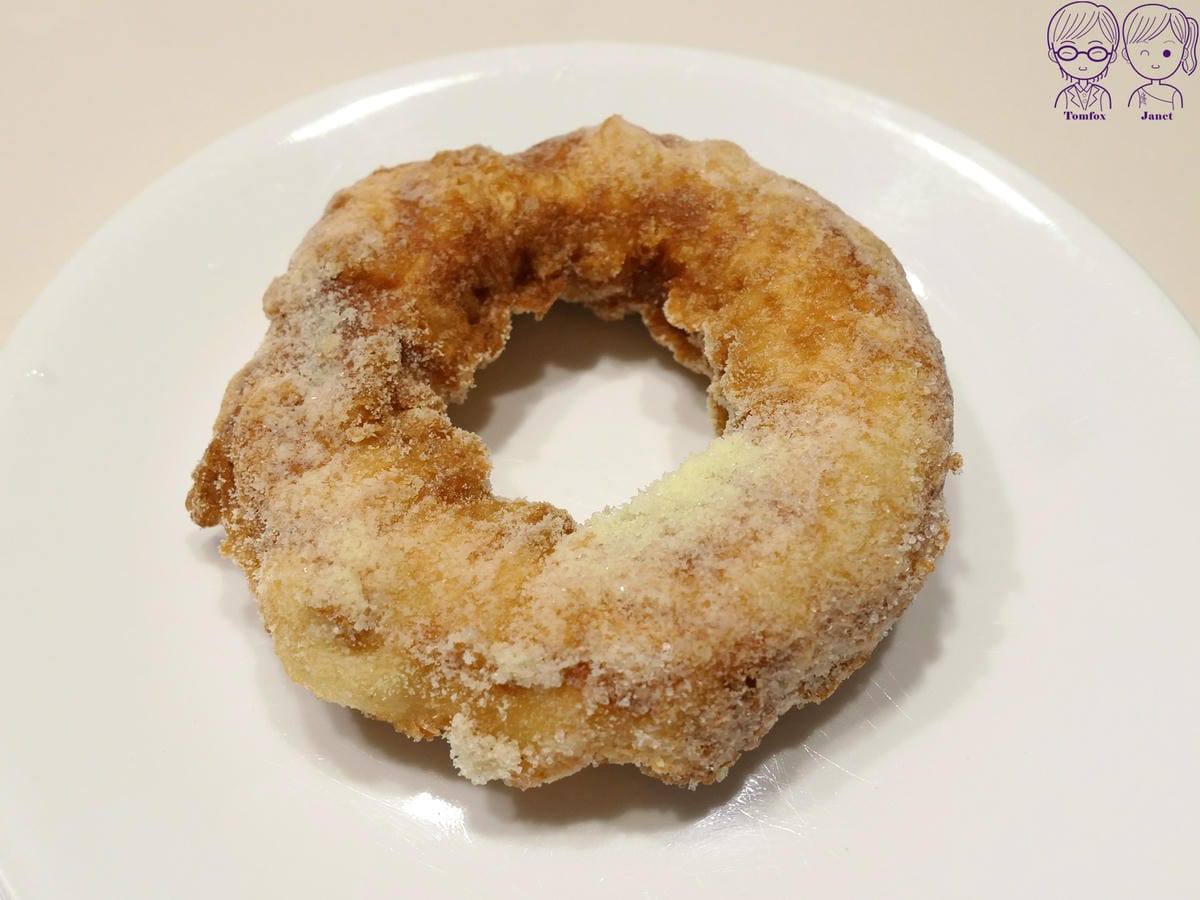 15 台灣人ㄟ脆皮鮮奶甜甜圈 原味招牌.jpg