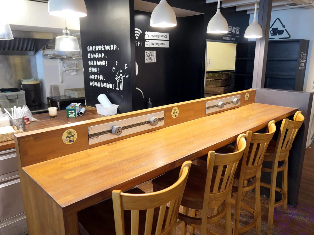 10 覺旅咖啡 西湖店 免費插座、 Wi-Fi.jpg