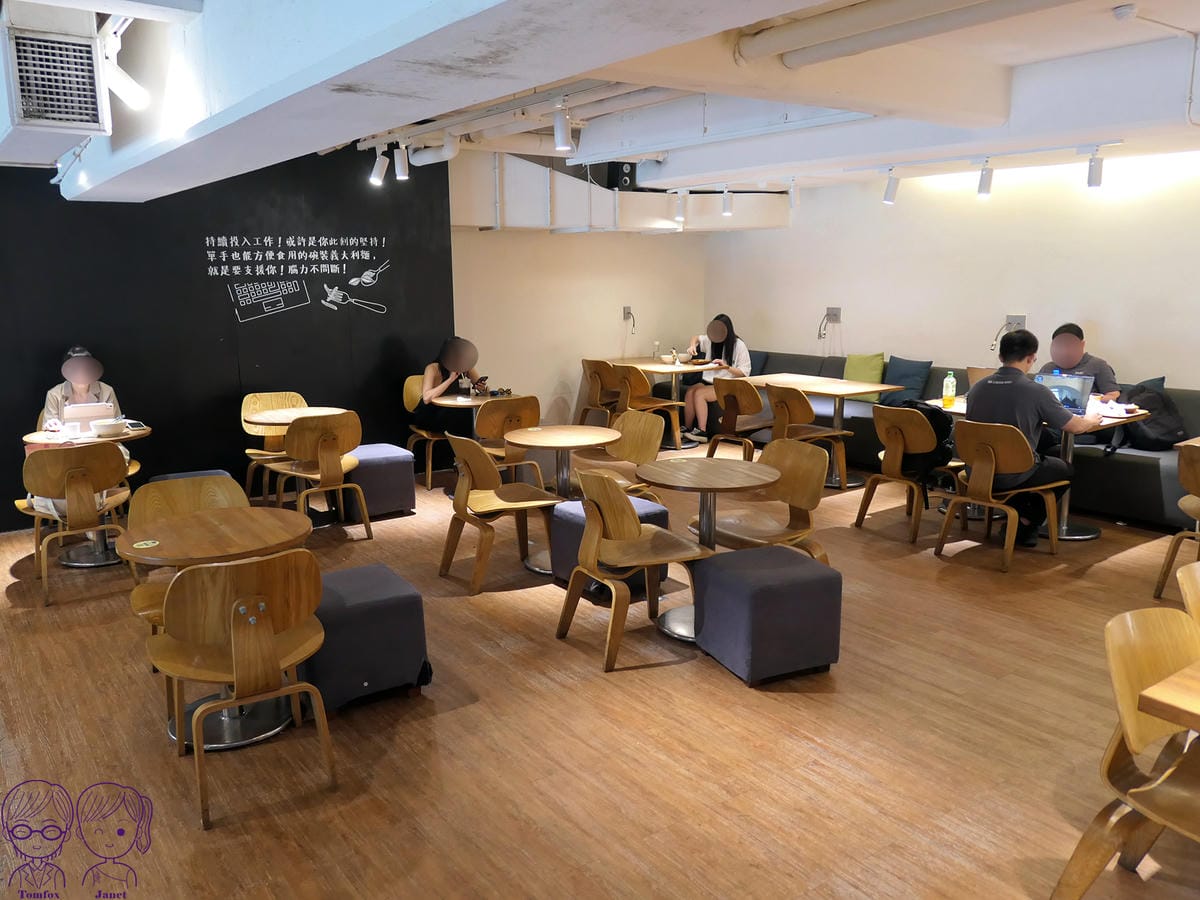 11 覺旅咖啡 西湖店 免費插座、 Wi-Fi.jpg