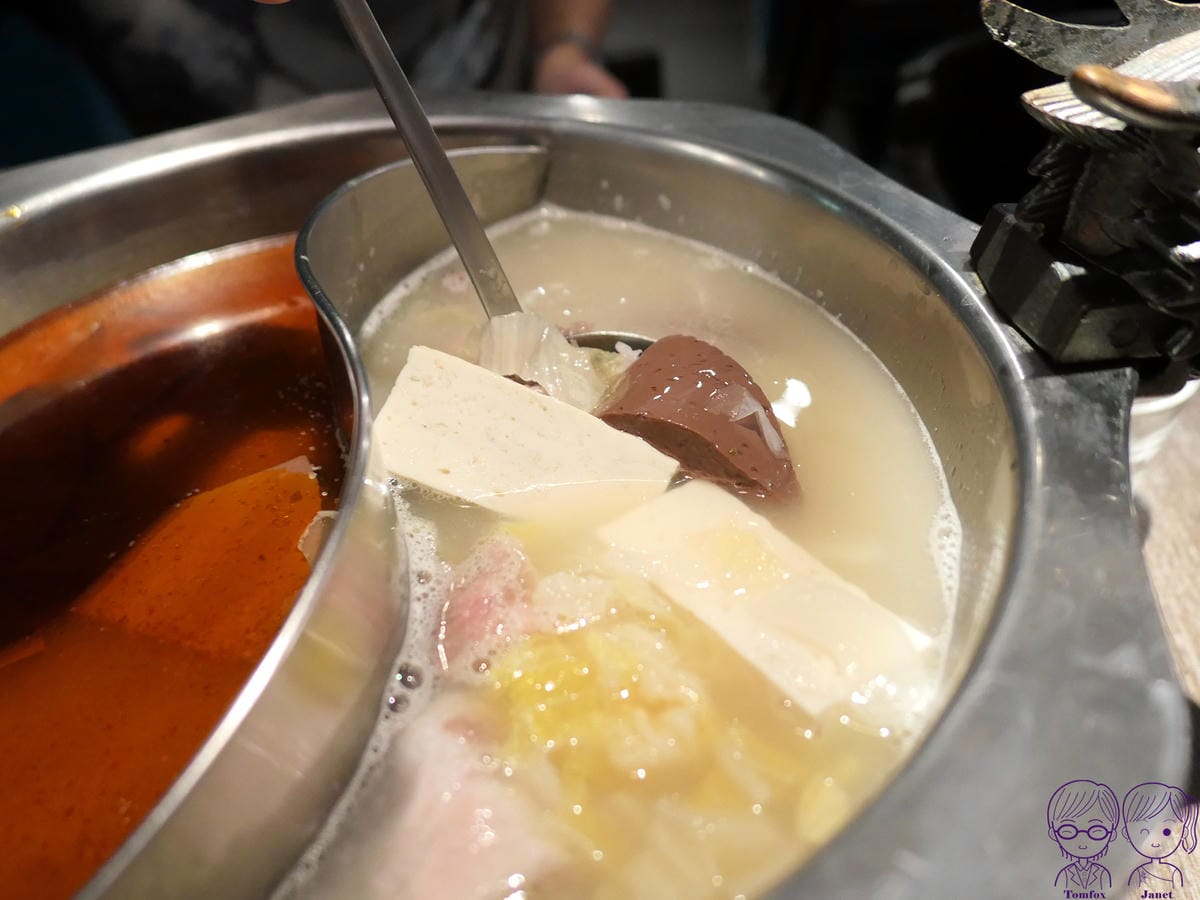 18 瓦法奇朵 酸菜白肉鍋 豆腐.jpg
