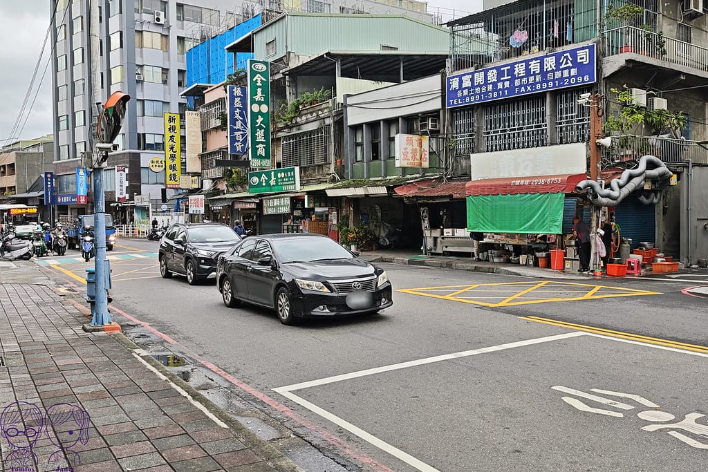 3 化成路炸雞店 外觀低調