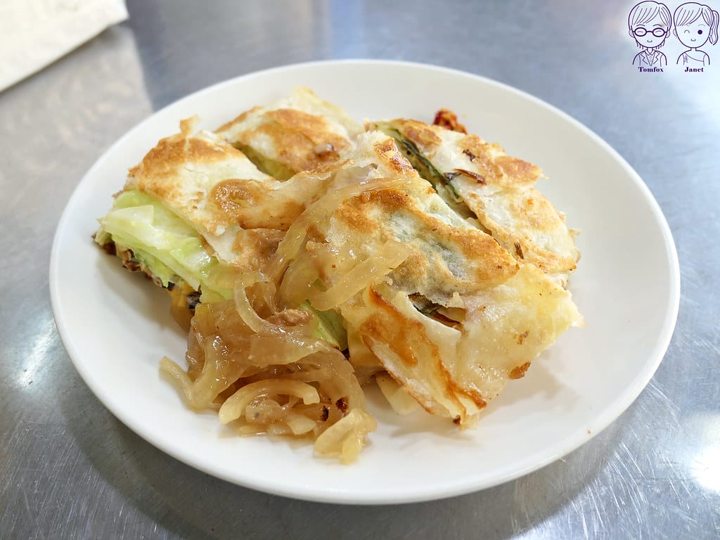 18 萬華小米蛋餅 高麗菜起司蛋餅