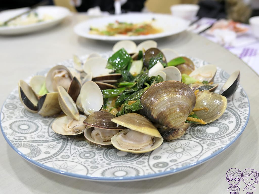 阿國海鮮 預約制無菜單料理 炭火黑糖桂圓粉圓喝到飽 宜蘭壯圍 26 阿國海鮮 海蛤