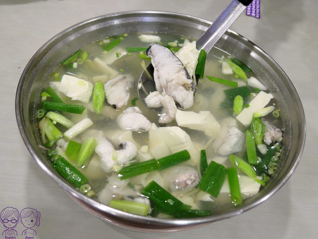 阿國海鮮 預約制無菜單料理 炭火黑糖桂圓粉圓喝到飽 宜蘭壯圍 28 阿國海鮮 魚湯
