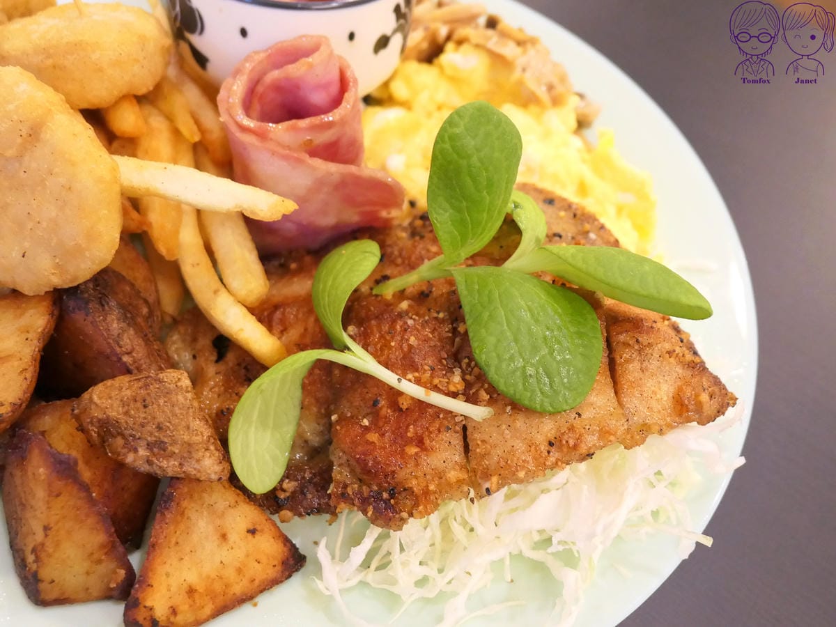 28 NiNi 媽咪寶貝兒童brunch 肉排.jpg 28 NiNi 媽咪寶貝兒童brunch 肉排.jpg