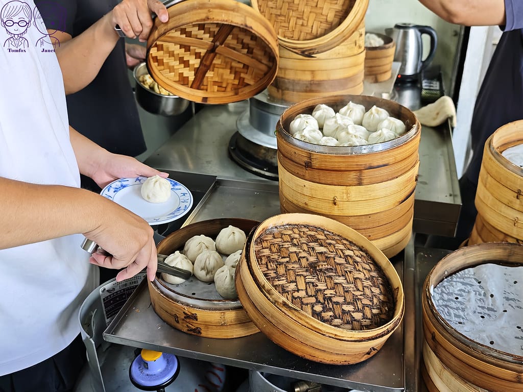 新銘早餐店 新竹南大路高人氣小籠包、蛋餅、蔥油餅 排隊傳統早 40 新銘早餐店